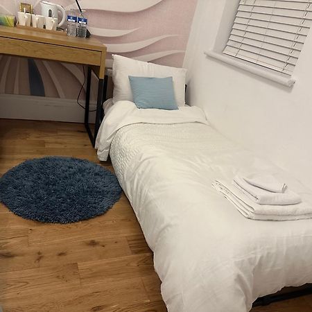 Rosie Cosy House Cricklewood Hotel Londen Buitenkant foto